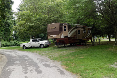 Truck and Trailer in Croton
        Point Park, Croton on Hudson , NY