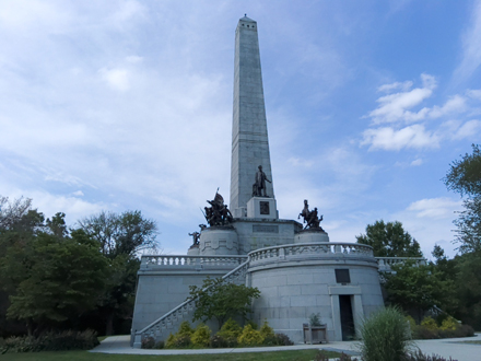 Lincoln tomb